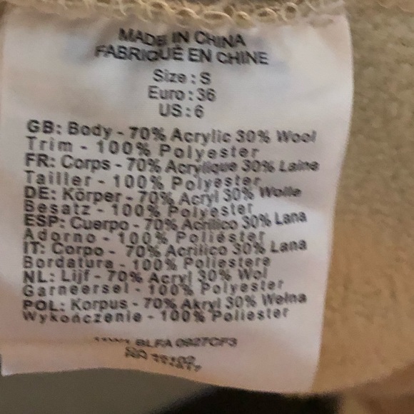 *BENCH* hoodie - Picture 4 of 4